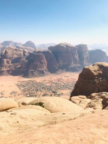 Wadi Rum White Mountain Camp