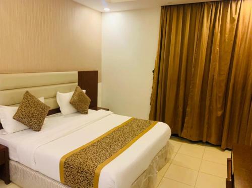 ???? ?????? Violet Hotel