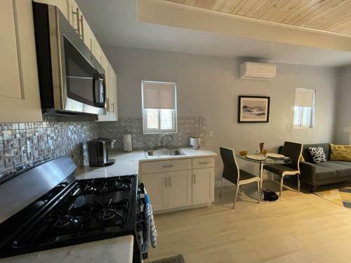 Apartamento Nicoles Nest Brand New Exquisite Studio Hideaway