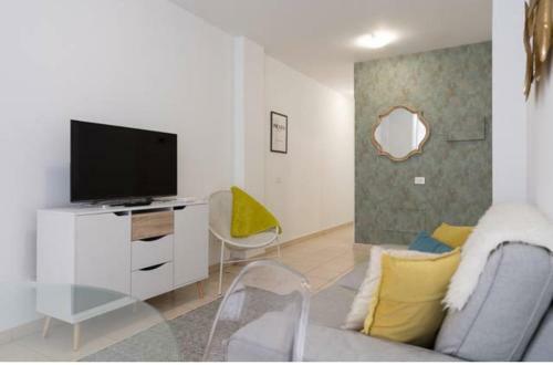 Stylish Apartment In Canteras Beach