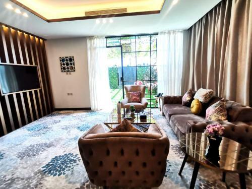 ???? ????? Azard Hotel