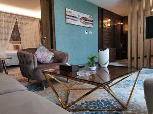 ???? ????? Azard Hotel