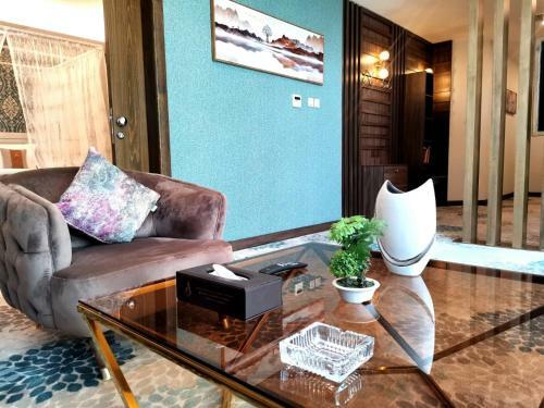 ???? ????? Azard Hotel