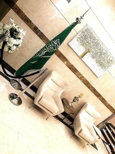 ???? ????? Azard Hotel