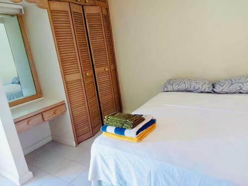 Hythe Gardens Beach Apartments