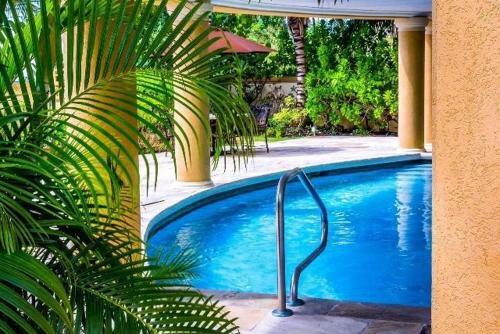 Apartamento White Sands Beach Villas - Villa D