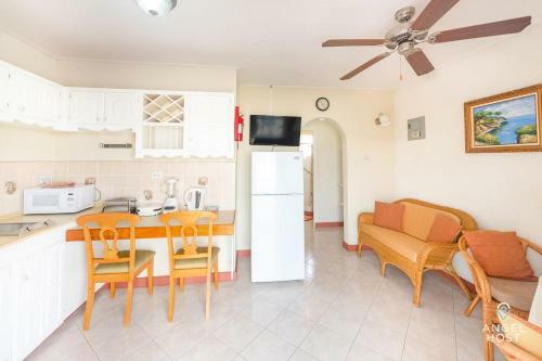 Apartamento Cozy Stay In Oistins By Angel Host