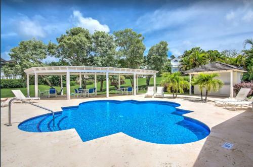 Royal Apartment At Westmoreland