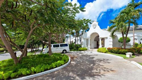 Royal Apartment At Westmoreland