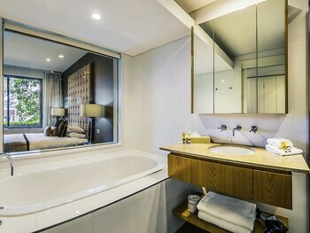 Hotel Chateau Elan At The Vintage Hunter Valley