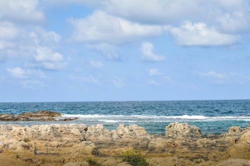 Luxury Living At Achziv Beach Apartment