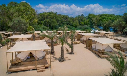 Achziv Glamping - Luxury Camping On Achziv Beach