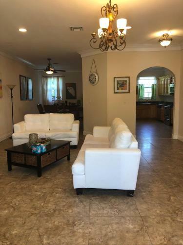 Rosensteel Townhouse