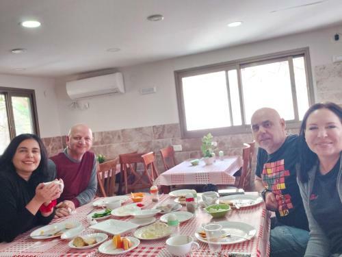 Hostal Guitar Guest House