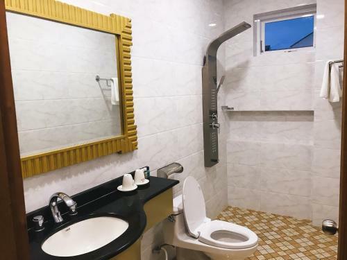 Hotel Kh�ch S?n Sao Nam