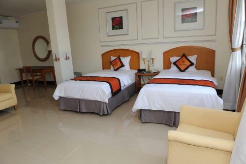 Hotel Kh�ch S?n Sao Nam