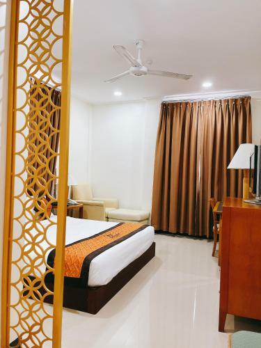 Hotel Kh�ch S?n Sao Nam
