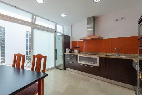 Apartamento 3br Urban Apt - Inner Patio - Wifi