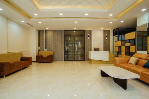 Hotel Luxhome Suite - Vincom Xu�n Kh�nh
