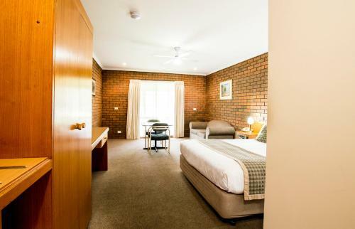 Sportslander Motor Inn