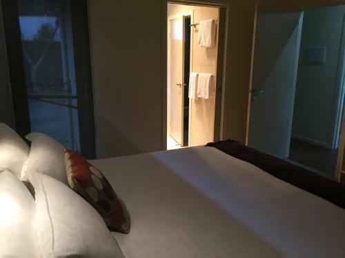 Hotel Deeluxe Riverspa Apartments