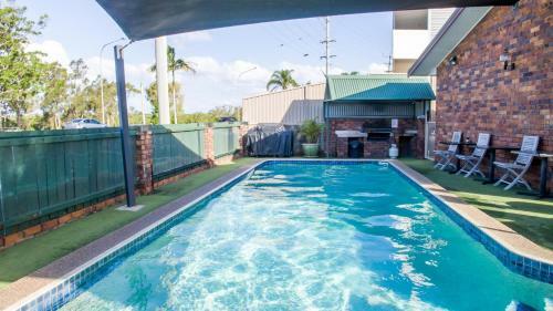 Arabella Motor Inn (formerly South Tweed Motor Inn)