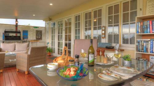 Andavine House - Bed & Breakfast