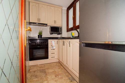 Two-bedroom Apartment In Las Canteras Beach With Wifi