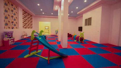 Nukhbat Almakan Apartment Hotel