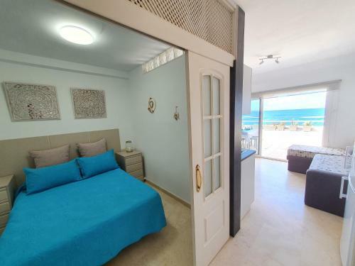 Pura Vida Las Canteras Apartment