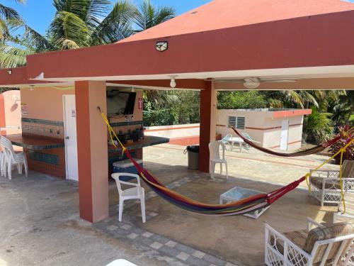 Shacks Beach Isabela Pr - Entire House Or Private Rooms