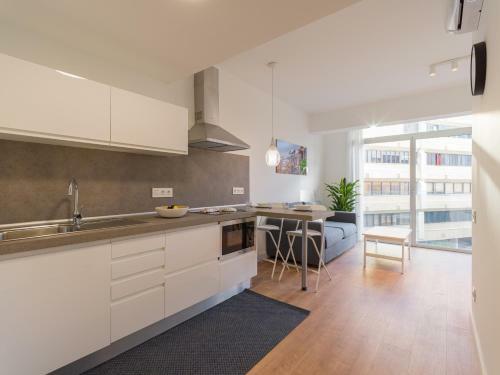 Apartamento Luxurious Apt - Side Sea Views - Aircon