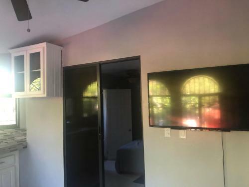Hostal Skye Bar & Lounge