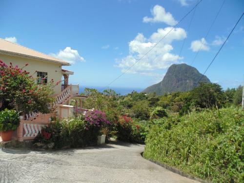 Piton Vista Villa