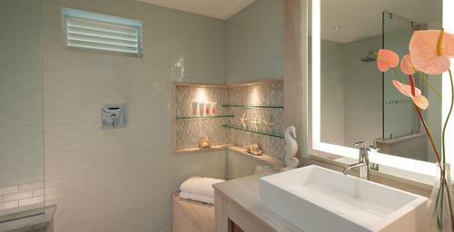 Hotel Sandals Halcyon Beach All Inclusive - Couples Only