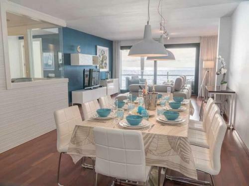 Lujoso Apartamento A 1a L�nea Del Mar
