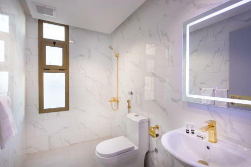 Hotel Kyona Purple -al Qurayat