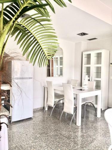 Apartamentos Beach&pool, 365 Days Open In Fenals Beach