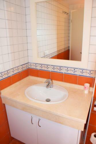 Luxurious Townhouse In Los Cristianos