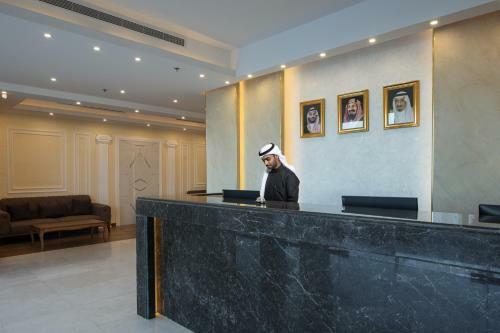 Hotel Mirada Purple - Zahra