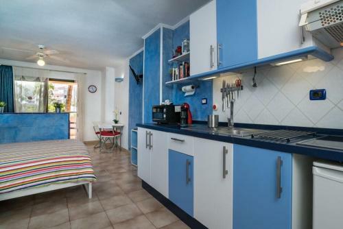 Cosmocom Apartments In Tenerife
