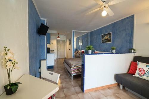 Cosmocom Apartments In Tenerife