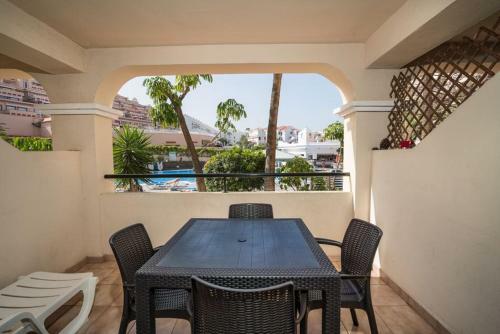 Cosmocom Apartments In Tenerife