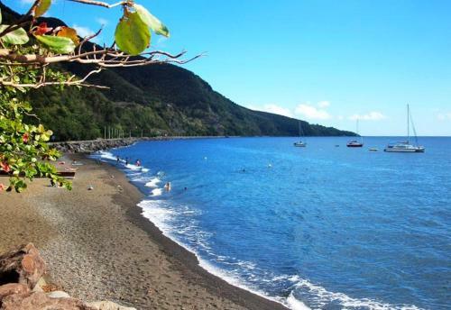 Or Bleu-bungalow Volcan Soufriere-vue Sur Mer