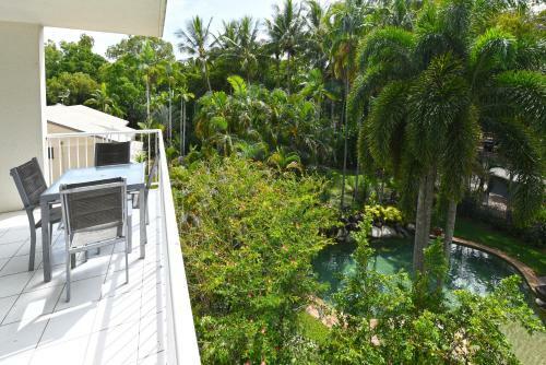 Cairns Golden Sands Beachfront Apartments