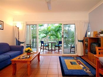 Aparthotel The York Beachfront Holiday Apartments