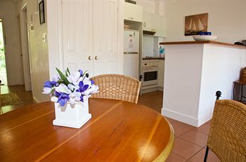 Aparthotel The York Beachfront Holiday Apartments