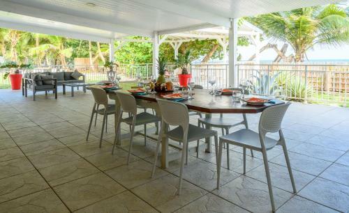 Villa Les Amandiers 4 Chambres Face � La Mer!