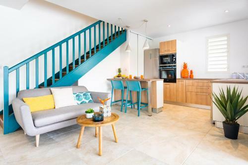 Villas Rock & Beach
