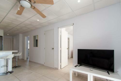 Apartamento Castle Harbour 30 - Two Bed With Pool View